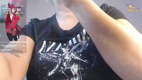 Snapshot of april__bunny chatting on October 27, 9:30 pm April Bunny online show from October 27, 9:30 pm