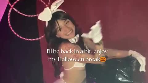   online show from October 28, 12:30 pm