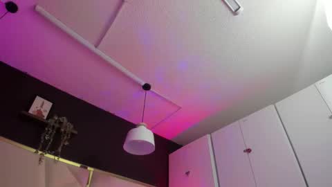 April online show from September 17, 12:07 pm