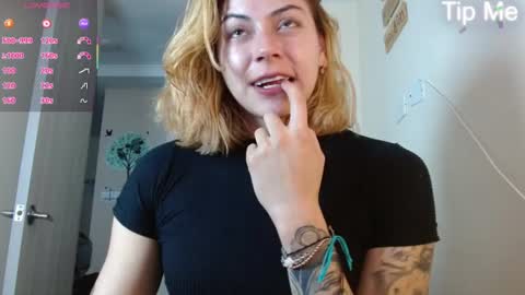 April Dumont online show from June 21, 10:12 pm
