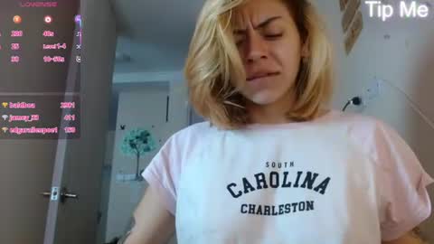 April Dumont online show from July 4, 12:33 pm