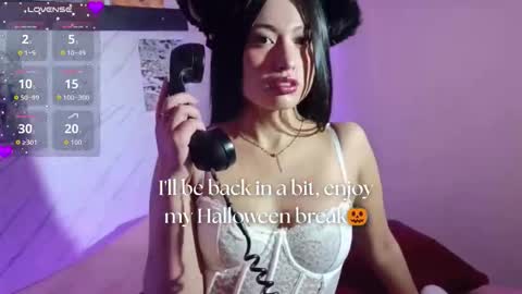 A P R I L online show from October 12, 12:15 pm