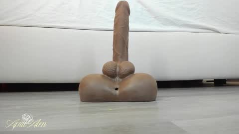 Snapshot of aprilalen chatting on November 24, 6:46 am April online show from November 24, 6:46 am