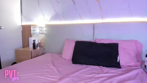 aprilgrey111 online show from February 10, 8:02 pm