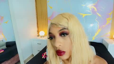 aprillross online show from February 5, 12:21 pm