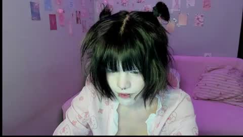 Snapshot of aprilspark chatting on July 24, 9:24 pm Alice D online show from July 24, 9:24 pm