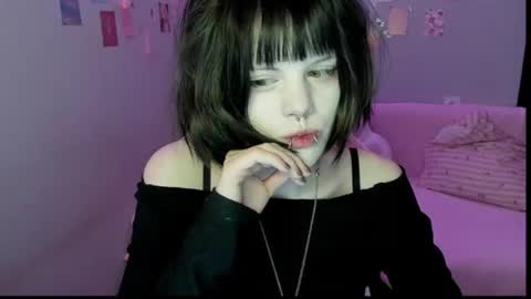 Snapshot of aprilspark chatting on July 26, 8:38 pm Alice D online show from July 26, 8:38 pm