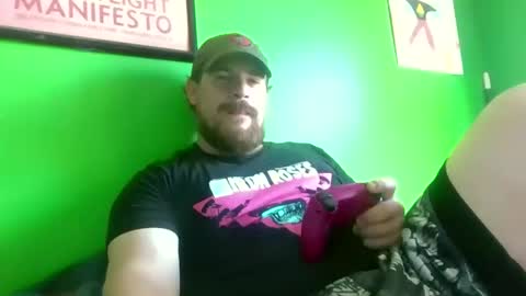 aquadad182 online show from May 7, 4:56 pm