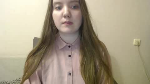 Snapshot of aquanarmin chatting on February 19, 12:00 pm Josefin online show from February 19, 12:00 pm