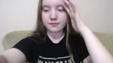 Snapshot of aquanarmin chatting on September 27, 2:11 pm Josefin online show from September 27, 2:11 pm