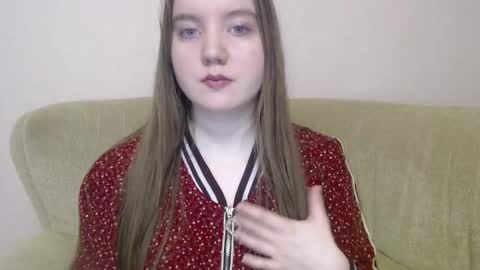 Snapshot of aquanarmin chatting on November 9, 3:27 am Josefin online show from November 9, 3:27 am