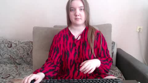 Josefin online show from April 11, 3:11 am