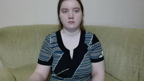 Josefin online show from June 9, 2:28 pm