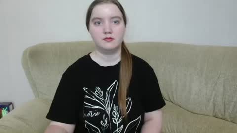 Josefin online show from July 20, 5:00 am