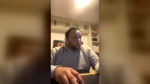 aquelarre_studio online show from March 19, 2:37 am