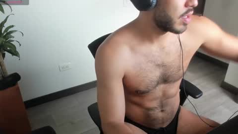 T. online show from December 3, 12:38 pm