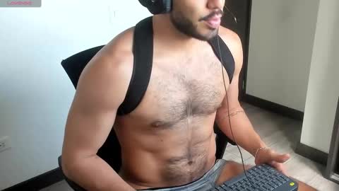 T. online show from December 5, 3:39 pm