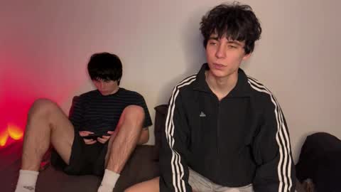 zik and kris online show from January 5, 8:56 pm