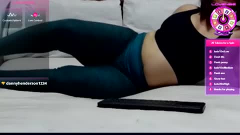 Arab Catwoman online show from July 29, 6:22 am