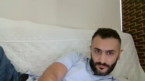 Snapshot of arabhairy90 chatting on September 13, 11:10 am hairycub online show from September 13, 11:10 am
