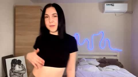 Emi online show from March 3, 1:50 pm