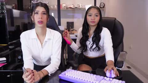   online show from March 15, 8:59 pm