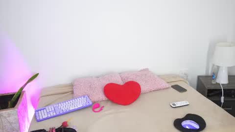   online show from July 31, 2:22 am