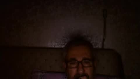 Snapshot of arammiran13 chatting on May 17, 10:50 pm arammiran13 online show from May 17, 10:50 pm