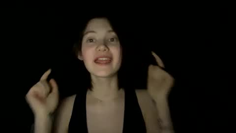 araneaas online show from March 18, 4:54 pm