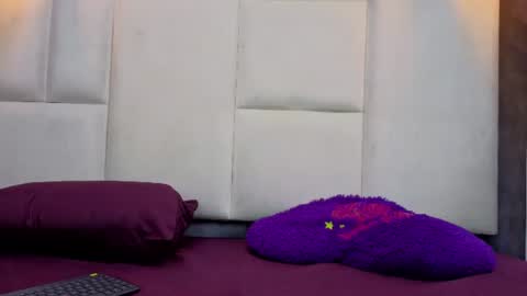 Snapshot of aranza_jones chatting on June 12, 11:42 am Aranza online show from June 12, 11:42 am