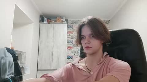 Snapshot of arcanetracer chatting on December 18, 8:26 pm Daniel online show from December 18, 8:26 pm