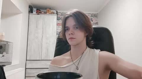 Snapshot of arcanetracer chatting on January 8, 8:55 pm Daniel online show from January 8, 8:55 pm