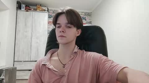 Snapshot of arcanetracer chatting on February 7, 8:23 pm Daniel online show from February 7, 8:23 pm