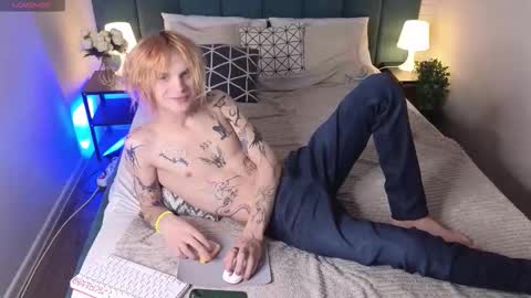 Snapshot of archiehali chatting on October 2, 8:38 pm archiehali online show from October 2, 8:38 pm