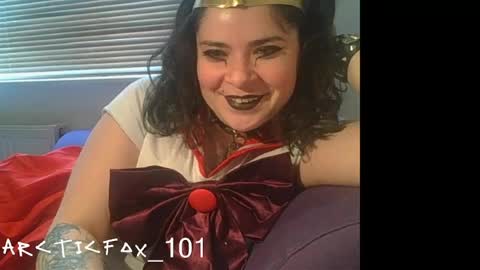 Snapshot of arcticfox_101 chatting on April 3, 12:36 pm Daisy online show from April 3, 12:36 pm
