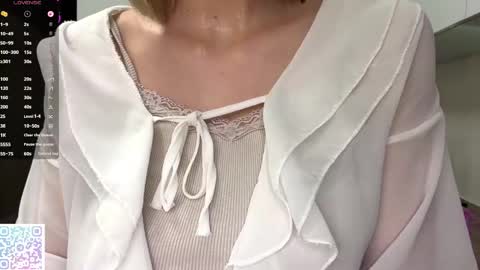Caroline online show from May 20, 3:29 pm