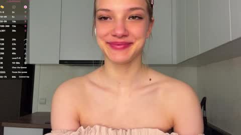 Caroline online show from June 5, 4:13 pm
