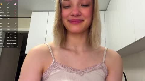 Caroline online show from June 8, 4:18 pm
