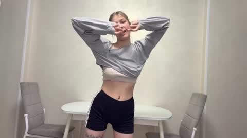 Caroline online show from June 27, 4:34 pm
