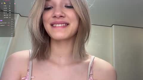 Caroline online show from July 1, 4:40 pm