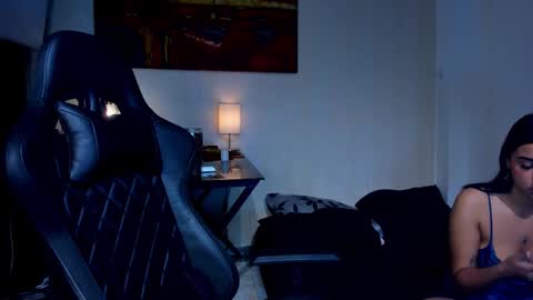 Snapshot of aress444 chatting on December 3, 10:08 pm aress444 online show from December 3, 10:08 pm