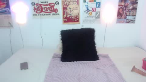    online show from February 9, 8:56 pm