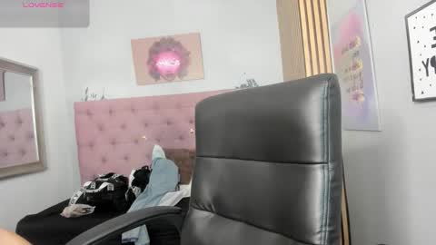 aria__monroe online show from March 14, 10:42 am