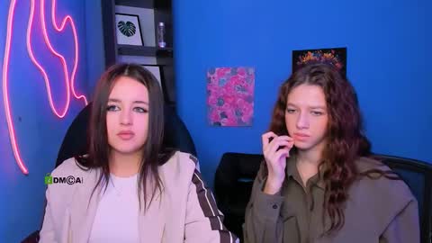 Aria online show from March 11, 1:39 pm