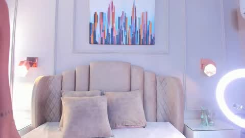 Snapshot of aria_greco chatting on December 22, 2:49 am Aria  online show from December 22, 2:49 am