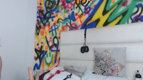 aria online show from December 22, 5:53 pm