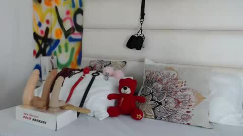 aria online show from January 26, 11:50 am