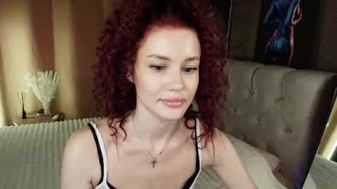 Snapshot of aria_mila chatting on June 24, 1:43 pm aria_mila online show from June 24, 1:43 pm