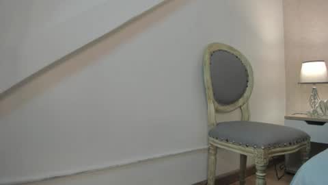 aria_walker_ online show from March 14, 11:37 am