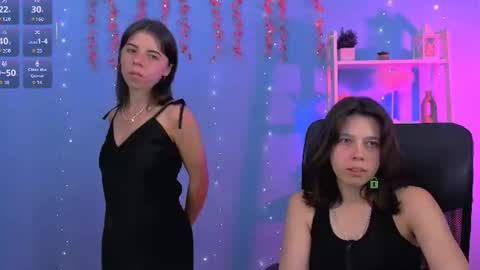 aria_wild_ online show from August 1, 7:02 pm